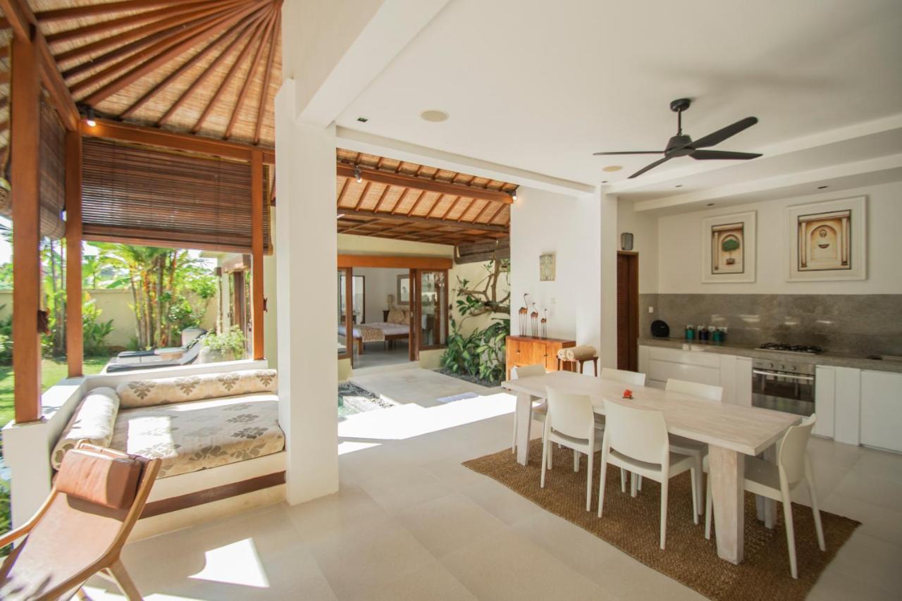 Villa Shanti, Sitara Villa Group Seminyak Exterior foto