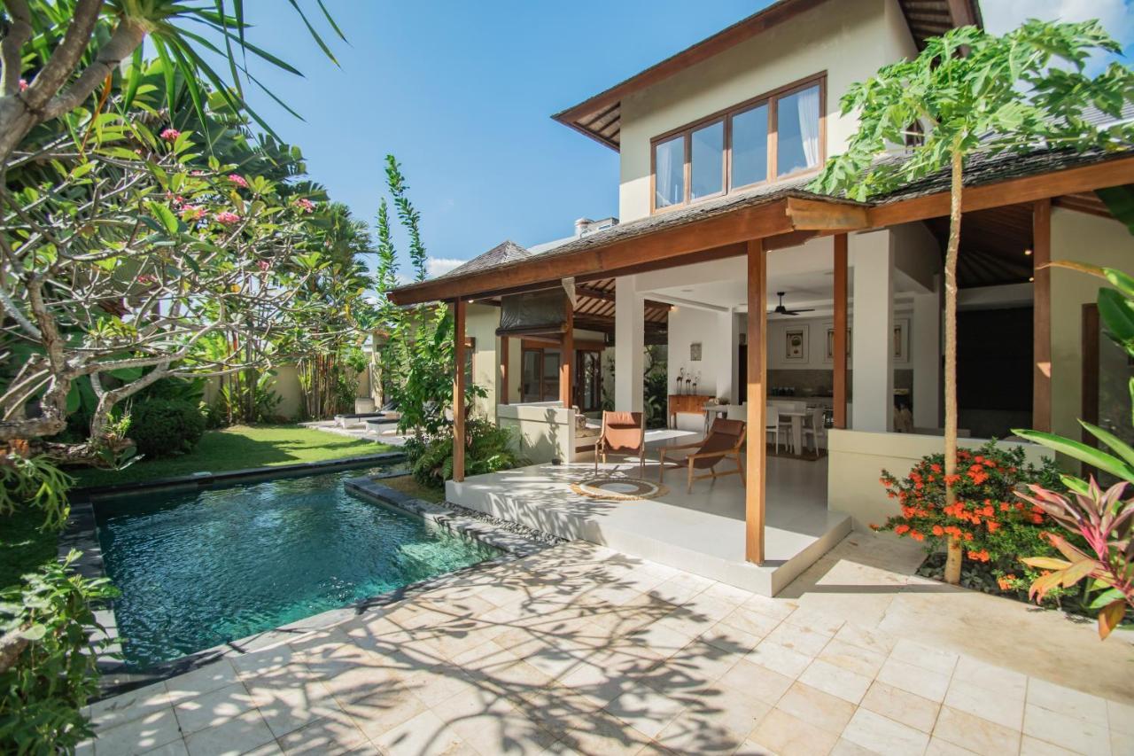 Villa Shanti, Sitara Villa Group Seminyak Exterior foto